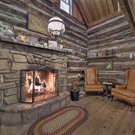 Historic Cabin Grill And Hiking Trail Access! Bryson City Ngoại thất bức ảnh