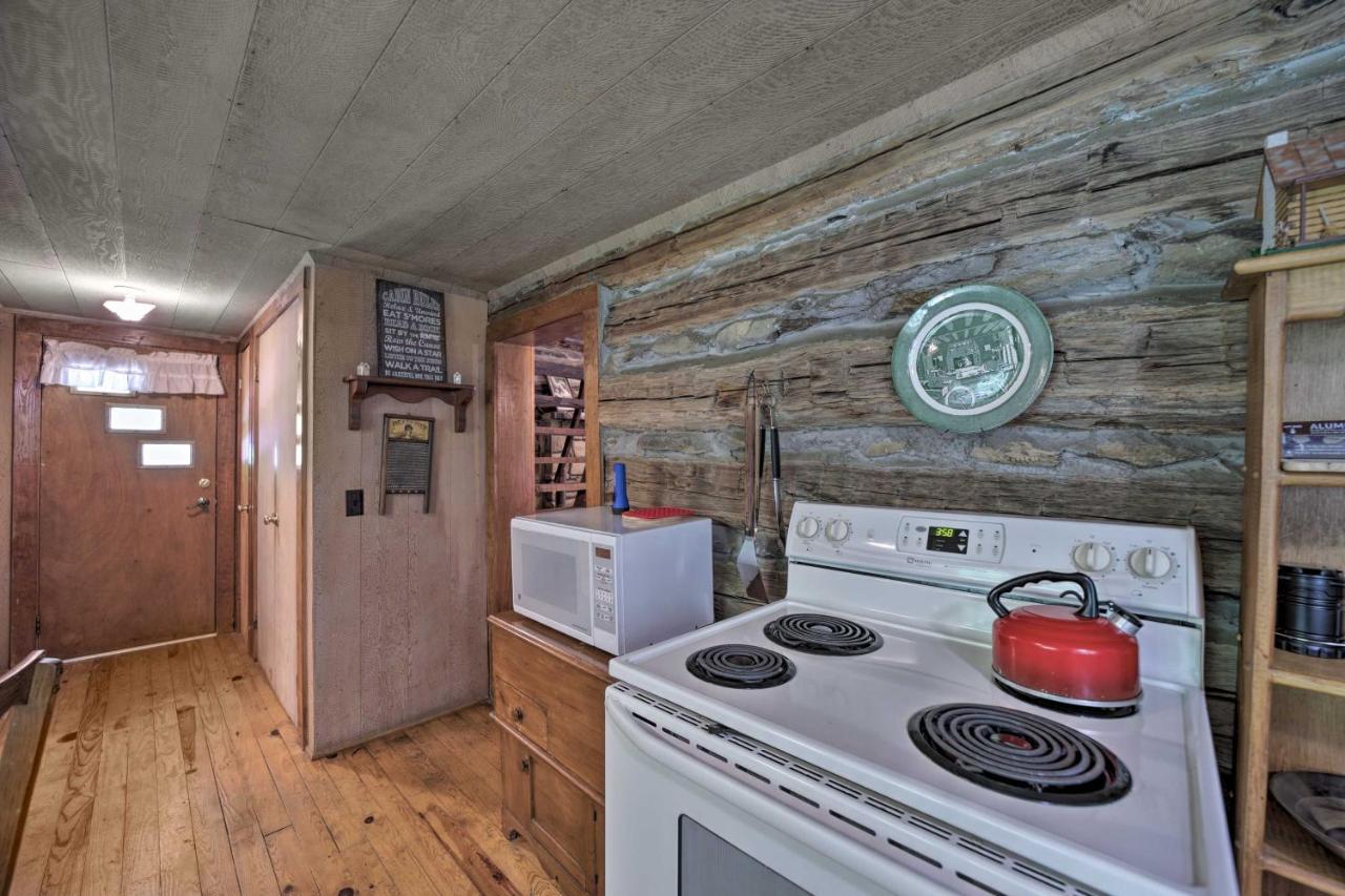 Historic Cabin Grill And Hiking Trail Access! Bryson City Ngoại thất bức ảnh