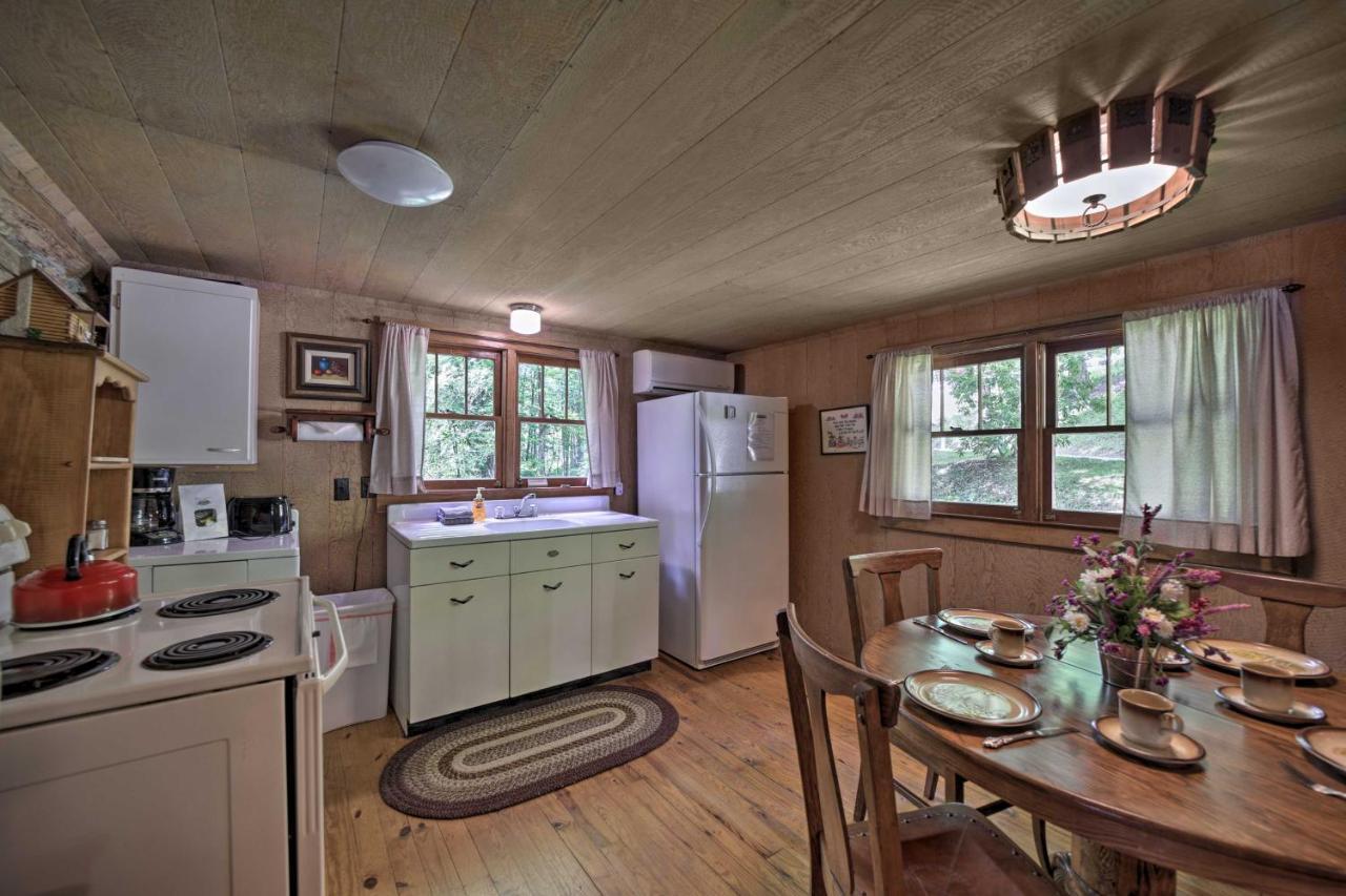 Historic Cabin Grill And Hiking Trail Access! Bryson City Ngoại thất bức ảnh